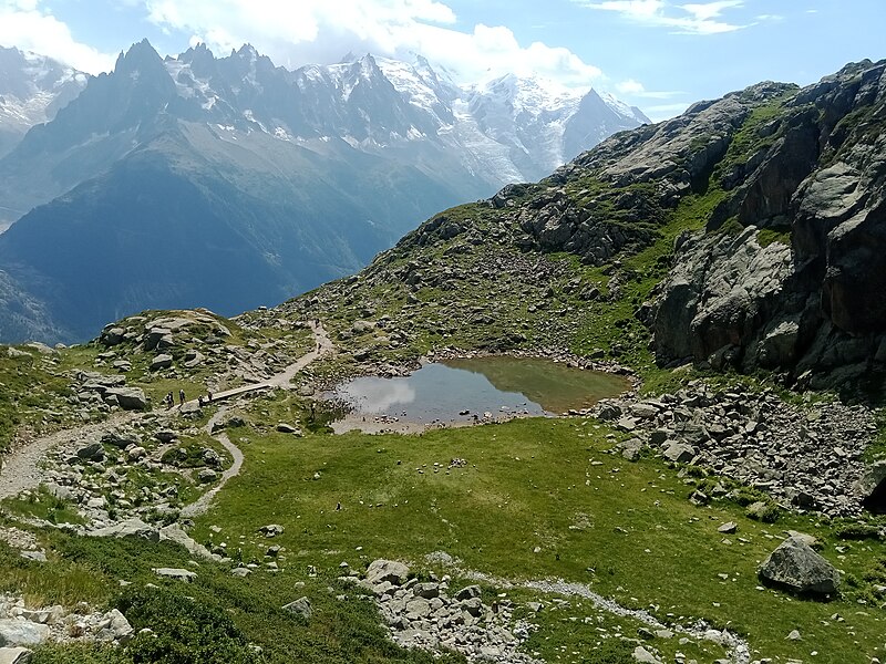 File:Lac Tête Aubuy.jpg