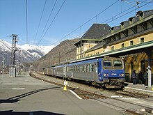 A train at Latour-de-Carol, one of the two stations serving Andorra Latour-de-Carol station - 2004-02-02.jpg