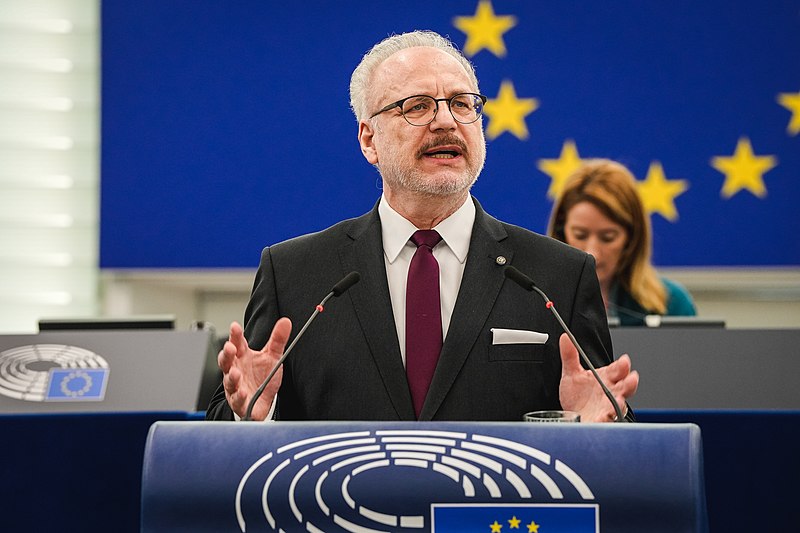 File:Latvian President to MEPs Europe must be on the right side of history (52704884263).jpg