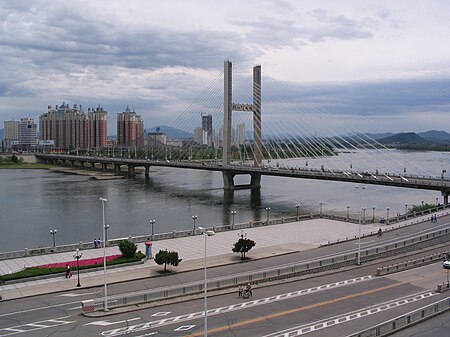 Tập_tin:Linjiangmen_Bridge.jpg