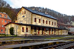 Pohled na nádraží po rekonstrukci v březnu 2020