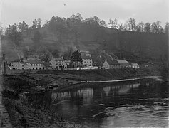 Lower Redbrook (4785989).jpg