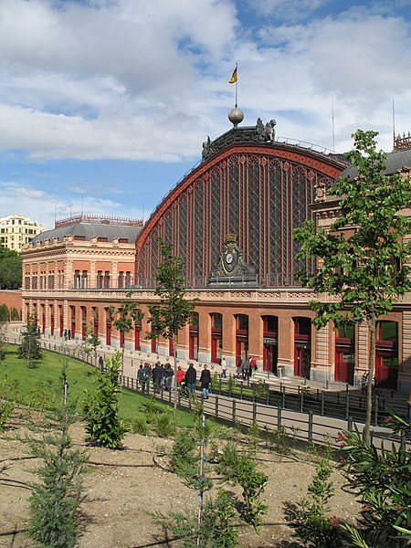 File:Madrid Atocha R01.jpg