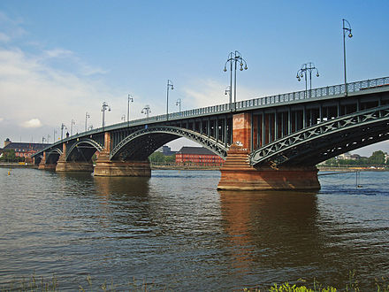 Theodor Heuss Bridge (Mainz-Wiesbaden), spanning the River Rhine