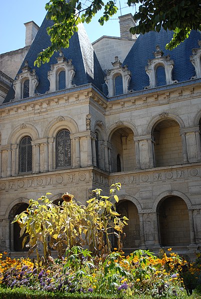 File:Maison Henri II - La Rochelle.JPG