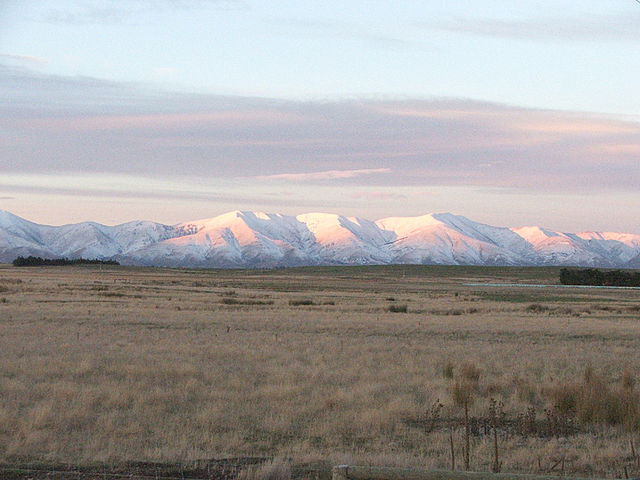 The Kakanui Range dominates the eastern horizon of the Maniototo Plain of New Zealand