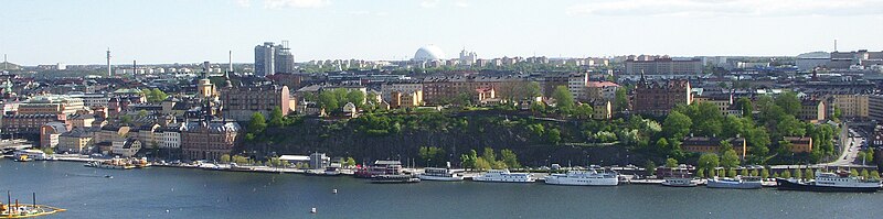 Mariabjerget og Södermalm, i baggrunden ses Globen, vy fra Rådhustårnet, maj 2009.