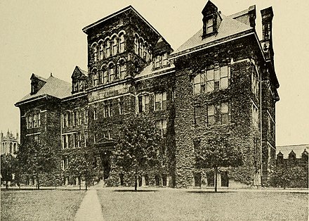 The main building of the Case School of Applied Science in 1916.