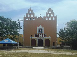 Hlavní kostel v Mocochá, Yucatán