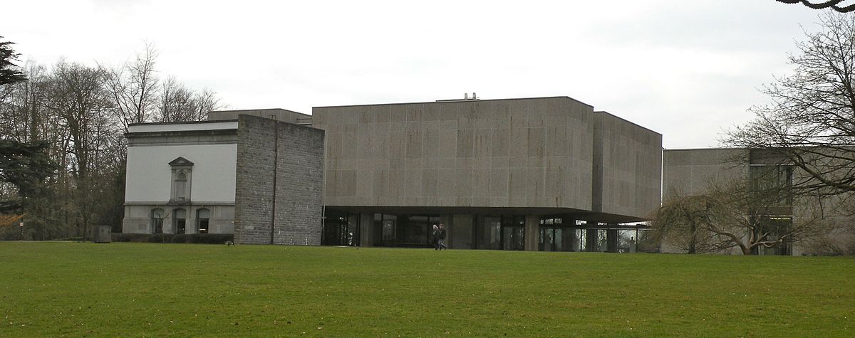 The ulster museum is situated in dublin