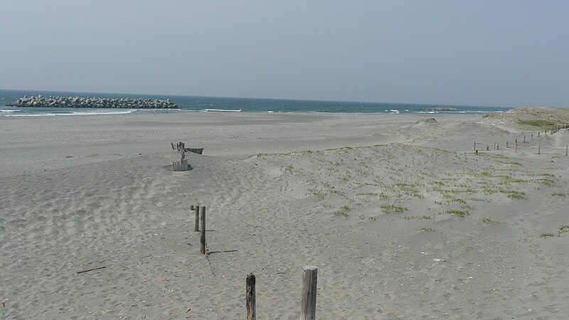 File:Nakatajima Sand Dunes 5.jpg