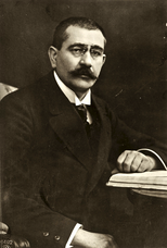 Gustav Noske, the SPD politician who was elected chairman of the Kiel soldiers' council Noske gustav before1918.png