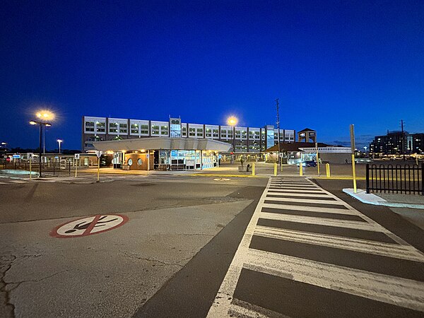 Oakville GO Station