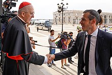 Bale visiting the Almudena after winning the 2021-22 UEFA Champions League Ofrenda de la Liga y la Champions-24-L.Millan (52109789805).jpg