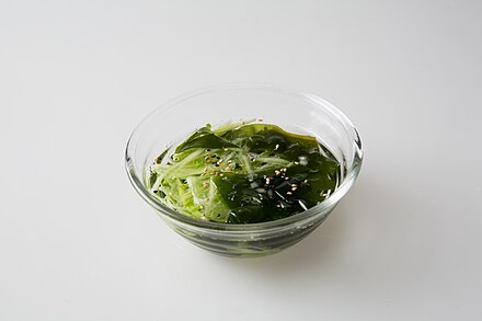 cold cucumber wakame soup