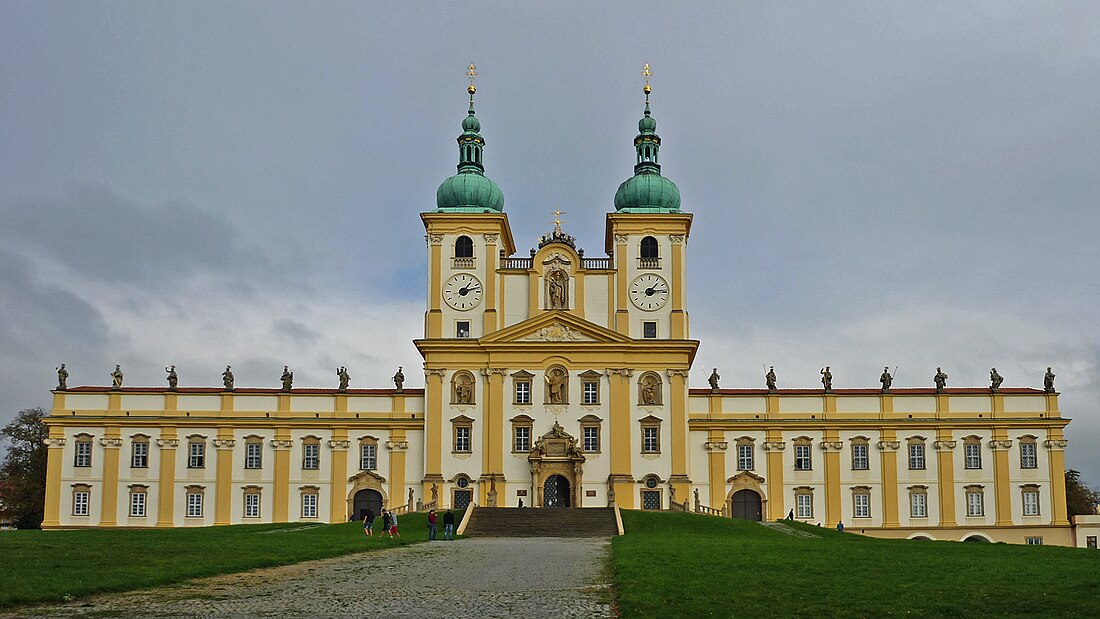 Basilika Kunjungan Maria, Olomouc