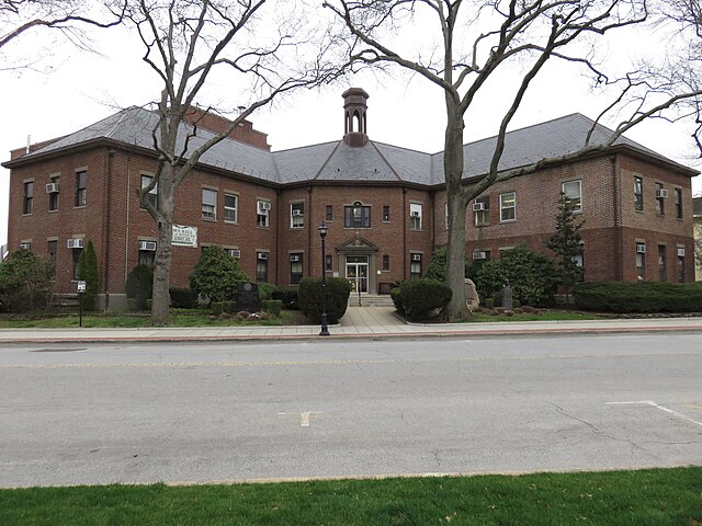 Oyster Bay Town Hall in 2016.