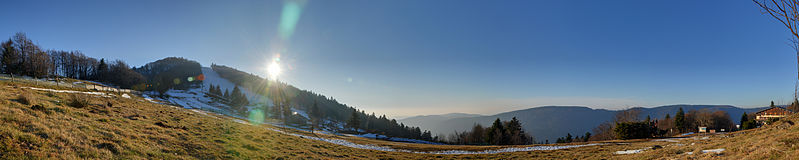 File:Pano-planche-belles-filles.jpg