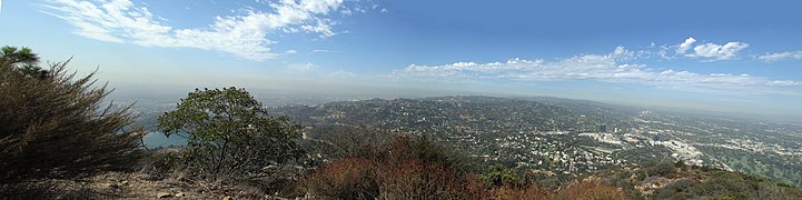 Panorama of Los Angeles from Burbank Peak.jpg