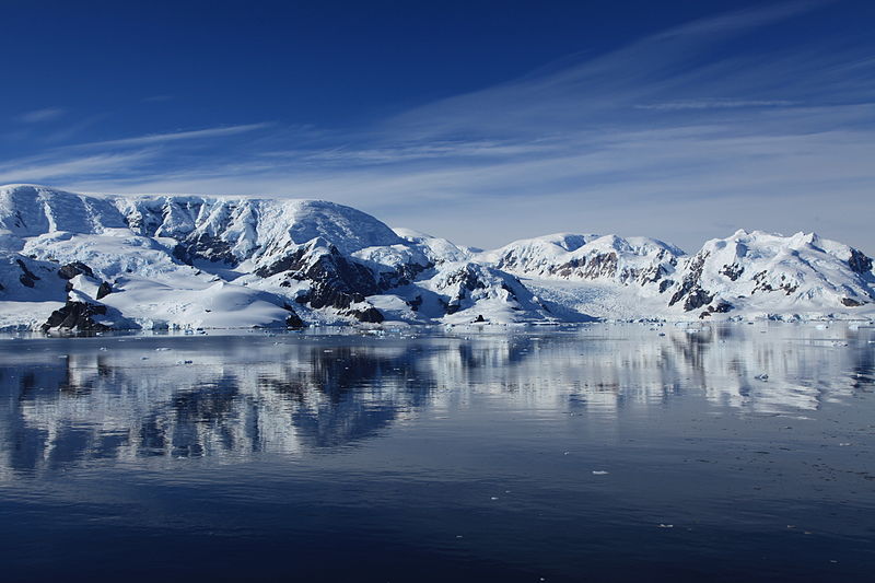 File:Paradise Harbour, Antarctica (6087287169).jpg