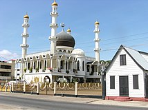 Mosque Keizerstraat in Paramaribo. Paramaribo Mosque.JPG