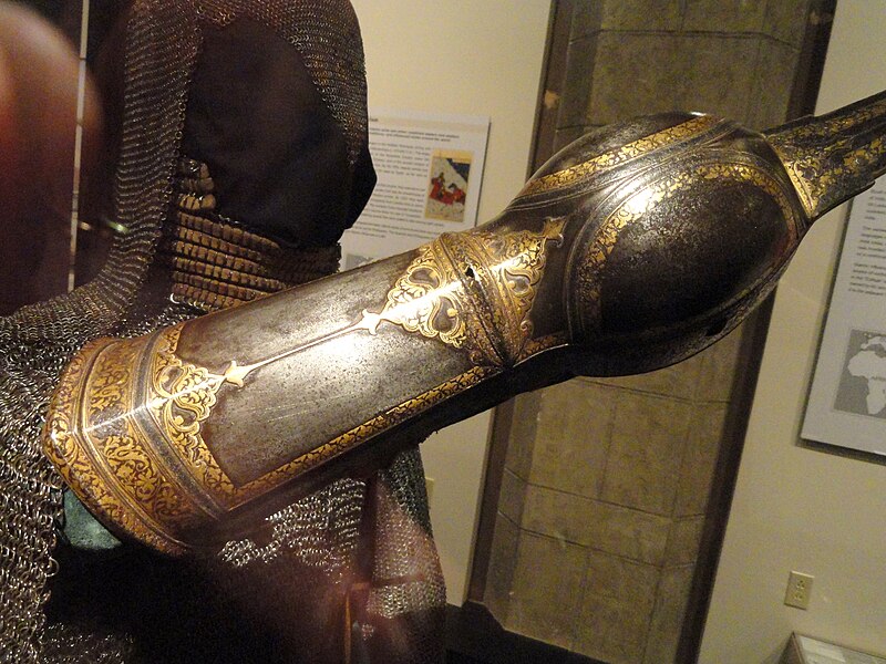 File:Pata (gauntlet sword), India, probably 1700s - Higgins Armory Museum - DSC05546.JPG