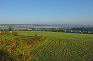 Čeština: Pohled na obec od jihu, Drahanovice, okres Olomouc