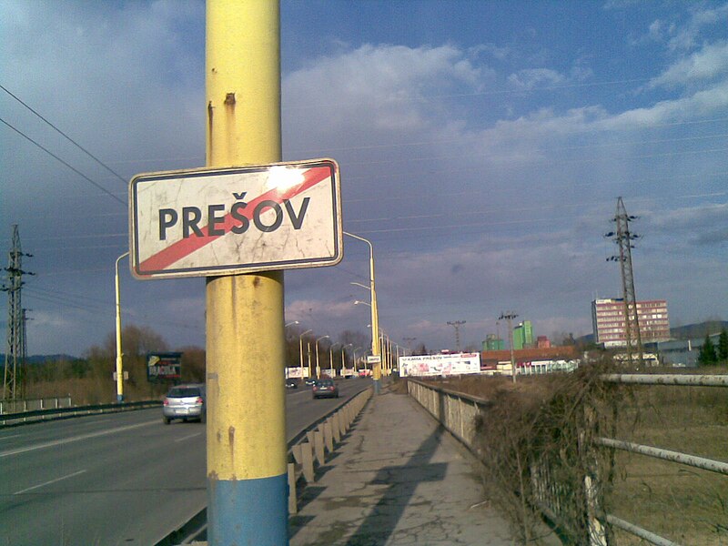 File:Prešov - Ľubotice 16.3.2010.jpg