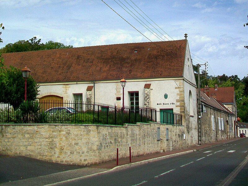 File:Presles (95), salle Jeanne-d'Arc, rue Pierre-Brossolette (1).jpg