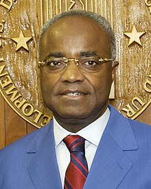 Primer Ministro Jean Eyeghe Ndong 2007 (recortado) .jpg