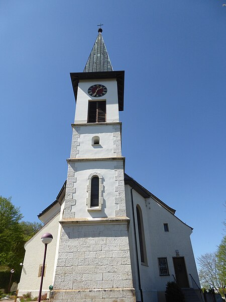 File:Röm.-kath. Kirche in Ettingen, Basel-Landschaft (4).jpg