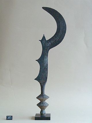 <span class="mw-page-title-main">Ngulu (weapon)</span> African curved execution sword