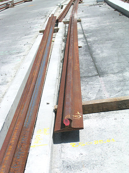 File:Rail entier.JPG