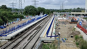 Reading Green Park Station juli 2021.jpg