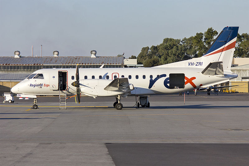 File:Regional Express Airlines (VH-ZRI) Saab 340B at Wagga Wagga Airport.jpg