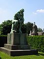 นักคิด, รูปปั้นบรอนซ์ โดย Alexis Rudier, สุสาน Laeken, บรัสเซลส์, ประเทศเบลเยียม