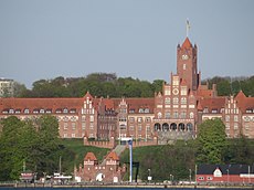 Rotes Schloss am Meer, Marine-Burg (Flensburg-Mürwik), 28 April 2014, Bild 01.JPG