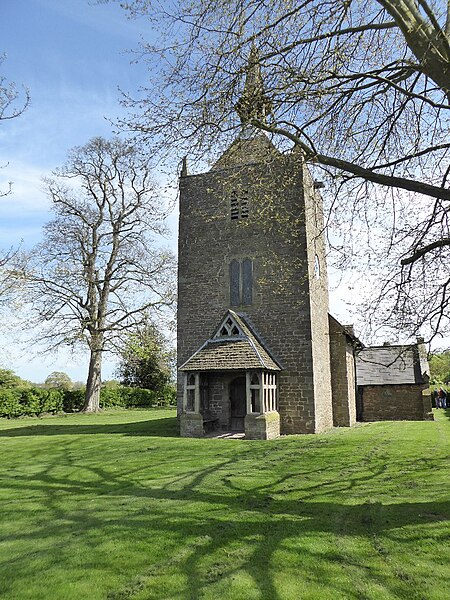 File:Rotherwas Chapel - geograph.org.uk - 5357455.jpg