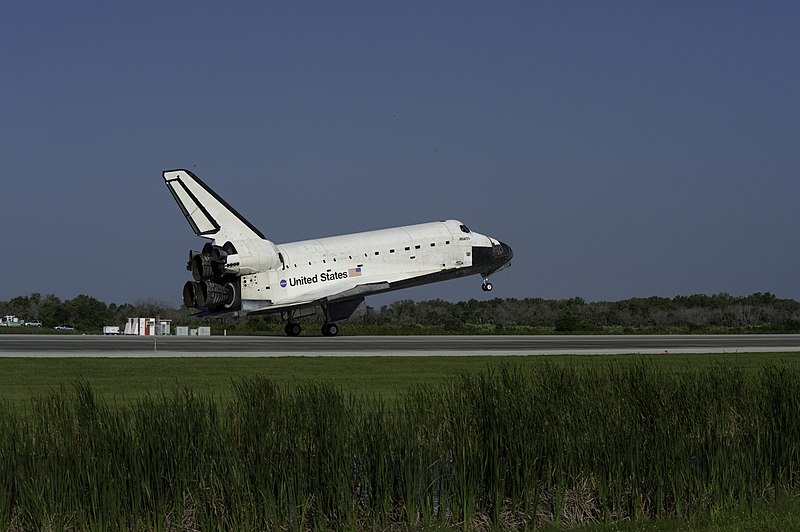 File:STS-132 - EOM - DPLA - bf79fcd64dbbda9e8cc70a881d7a8893.jpg