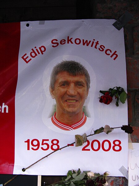 File:Sekowitsch Edip Gürtel 2008 0912 03.JPG