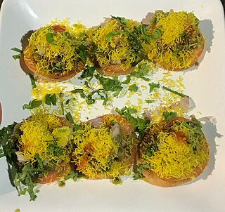 <span class="mw-page-title-main">Sev puri</span> Indian snack food