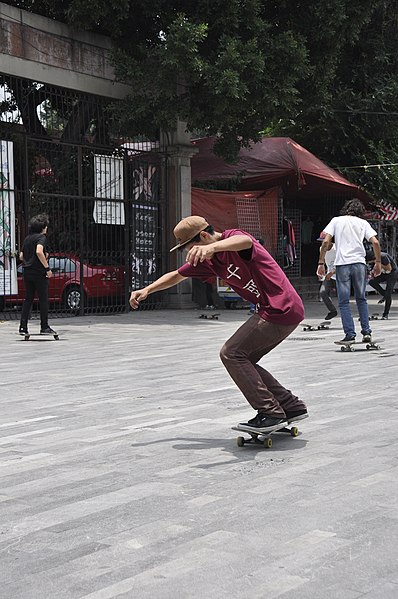File:Skateboarding at Mexico City - Ollie - 032.JPG