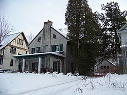 Spencer House va garage.jpg