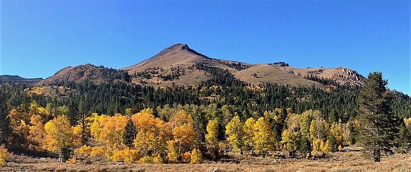 File:Stevens Peak in Hope Valley.jpg