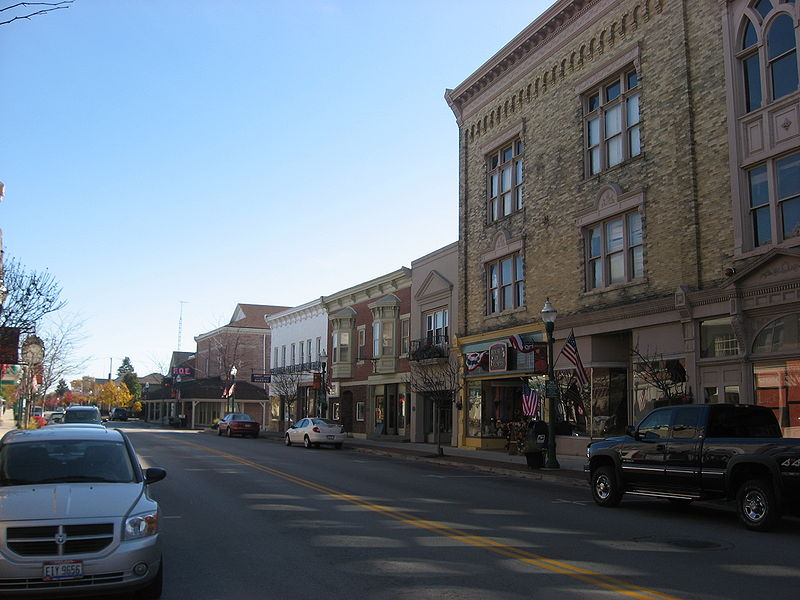 File:Streetside in Versailles, Ohio.jpg