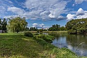 English: Svislač river near Dzianisaŭskaja street. Minsk, Belarus Беларуская: Рака Свіслач каля вуліцы Дзянісаўскай. Мінск, Беларусь Русский: Река Свислочь около улицы Денисовской. Минск, Беларусь