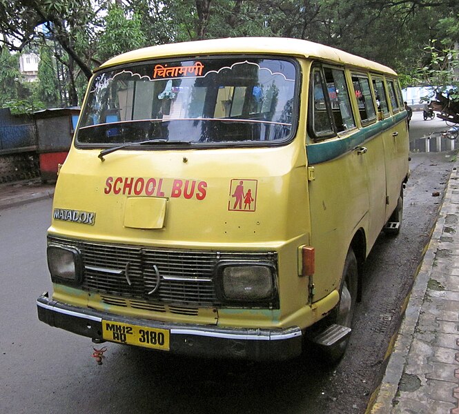 File:Tempo Matador school bus, Pune.jpg