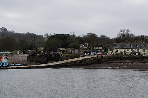 The quay at Cremyll - geograph.org.uk - 4388485