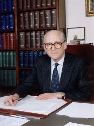 <span class="mw-page-title-main">Tom Bingham, Baron Bingham of Cornhill</span> British judge