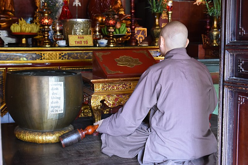 File:Tran Quoc Buddhist Pagoda, Hanoi, 6th century (9) (26721823699).jpg